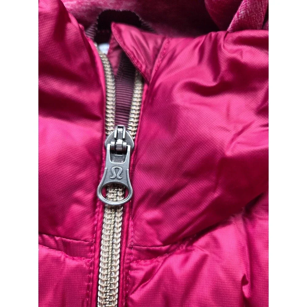 Lululemon Down For A Run Vest Berry Rumble, sz 4